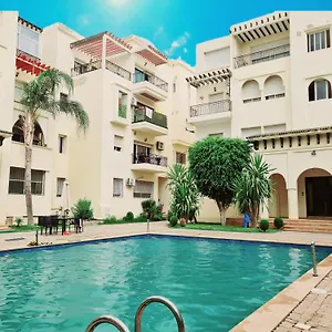 Urban Elegance - Garden & Pool Apartment Fes